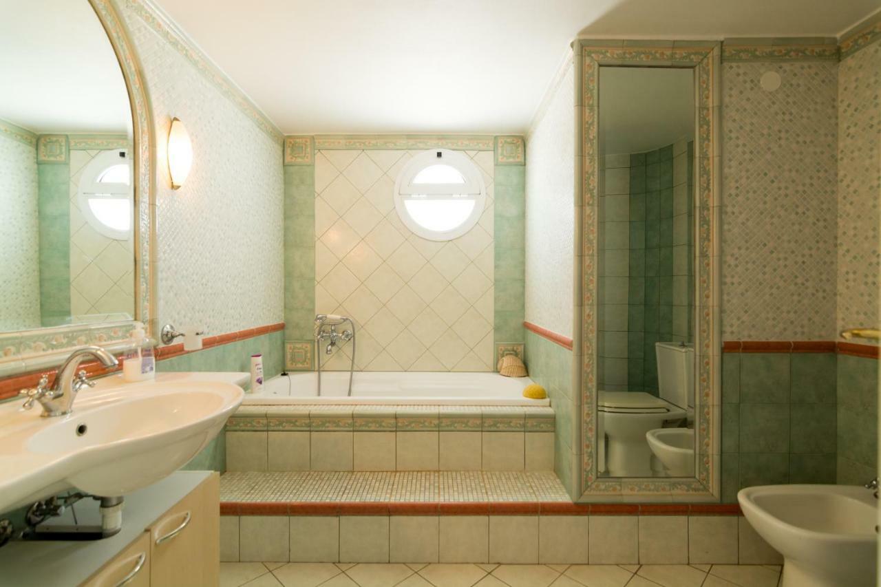 Aris Palace Elia  エクステリア 写真